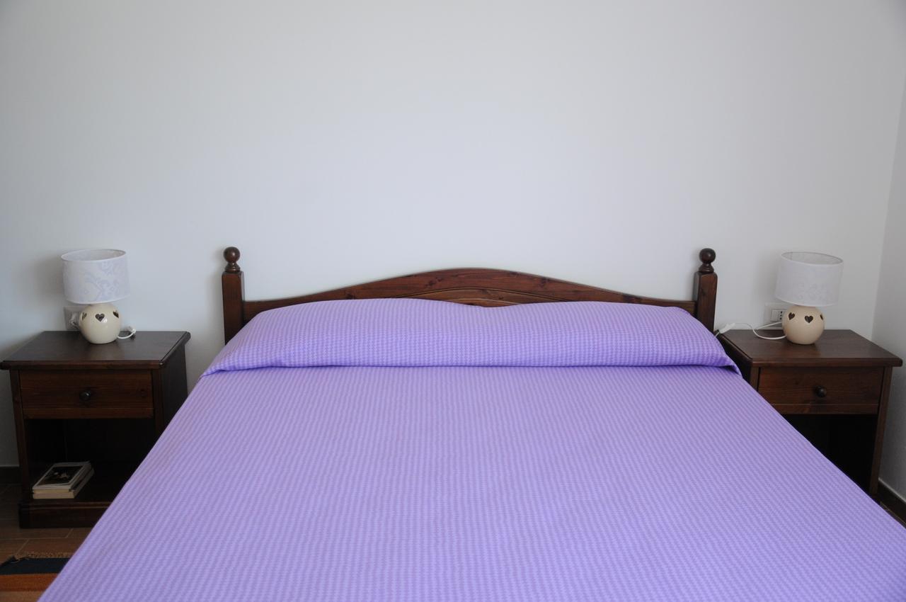 B&B La Coccarda CastellʼAlfero Zimmer foto